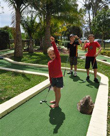 Hunter Valley Aqua Golf And Putt Putt - Attractions Las Vegas 0