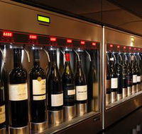 Small Winemakers Centre - Attractions