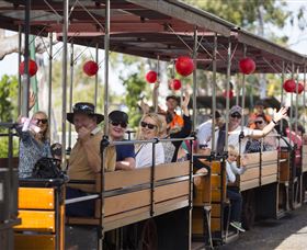 Mary Ann Steam Engine - Attractions 0