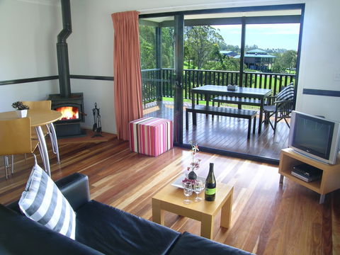 Ocean View Estates Winery And Restaurant - Attractions 2