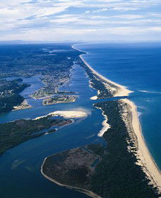 Ninety Mile Beach Marine National Park - Attractions 0