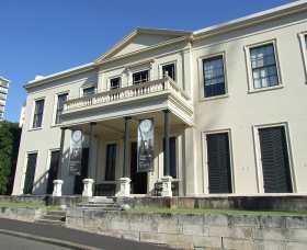 Elizabeth Bay House - Attractions 3