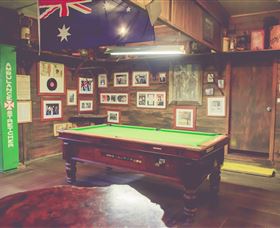 The Pub With No Beer - Attractions 2