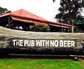 The Pub With No Beer - Attractions 0