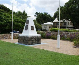 Dunwich War Memorial - Attractions 1