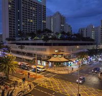 Piazza Surfers Paradise - Attractions