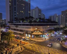 Piazza Surfers Paradise - Attractions 0