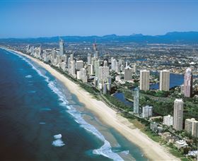 Surfers Paradise Beach - Attractions 2