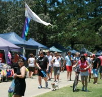 Broadbeach Art and Craft Markets - Attractions