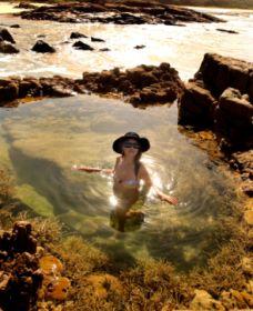 Red Head Beach - Attractions 0