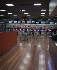 Club300 Bowling and Bar