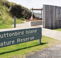 Muttonbird Island Outdoor learning space - Attractions