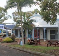 Laurieton Riverside Seafoods - Attractions