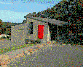 Brooke Clunie - Red Door Studio - Attractions 1