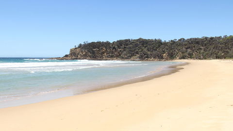 Nelson Beach - Attractions 0