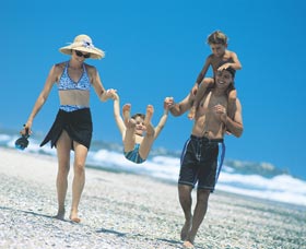 Lighthouse Beach Ballina - Attractions 0