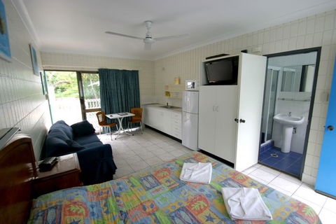 Tropical Palms Inn - Attractions 1
