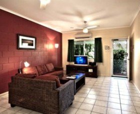 Cable Beachside Villas - Attractions 1