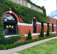 Farmers Arms Hotel  Art Suites Daylesford - Attractions