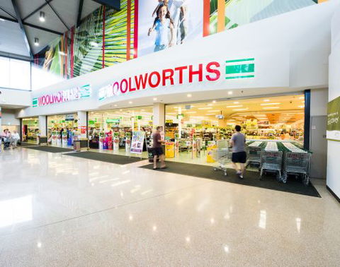 Noosa Civic Shopping Centre - Attractions 1