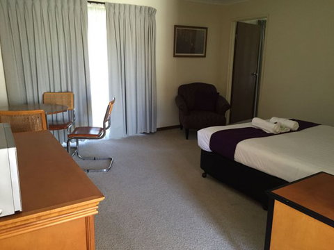 Balranald Motor Inn  - Attractions 5