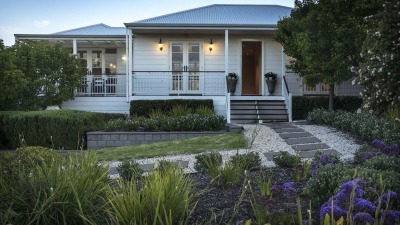 Clayton Bay SA Attractions