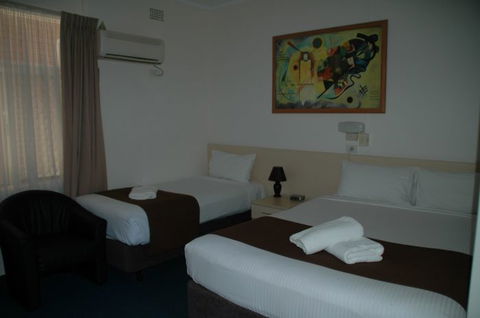 Bentleigh Motor Inn - Attractions 1