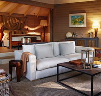 Pretty Beach House - Attractions