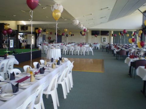 Taree-Wingham Race Club - Attractions 3