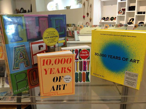 Tamworth Regional Gallery - Attractions 2