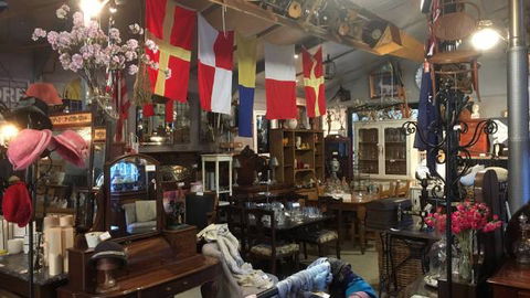 Village Antiques Bungendore - Attractions 0