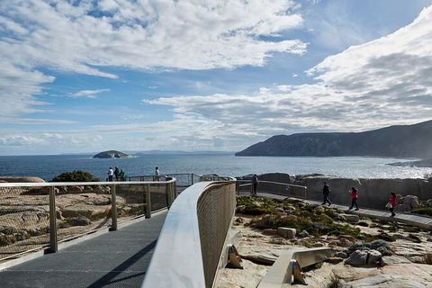 The Gap And Natural Wonders - Attractions 5