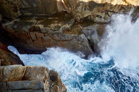 The Gap And Natural Wonders - Attractions 6