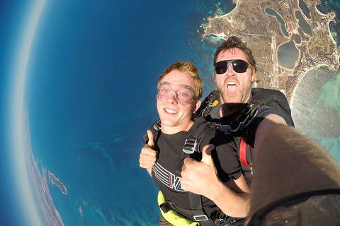 Rottnest Skydive + Fremantle Ferry Package - Attractions 7