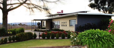 Yarra Valley - Wineries & Gin Distillery Tour - Attractions 1