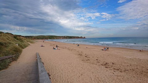 Boutique Journey To Phillip Island With Penguin Parade In Stylish Mercedes-Benz - Attractions 4