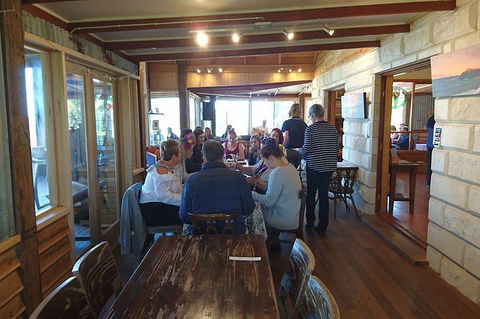 Phillip Island Wine Experience Tour - Attractions 7