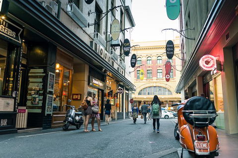 Melbourne Laneways And Waterways - Attractions 1