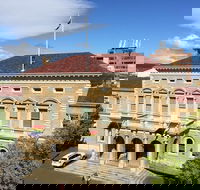 2-Hour Small-Group Walking Tour of Hobart - Attractions