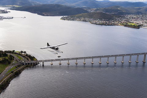 30-Minute Hobart Scenic Flight - Attractions 5