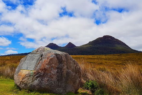 Tasmania 13 Day Premium Tour - Attractions 1