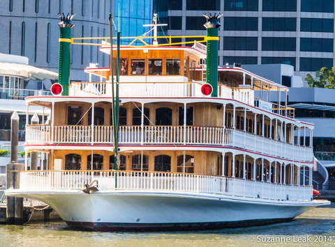 Brisbane River Dinner Cruise - Attractions 4