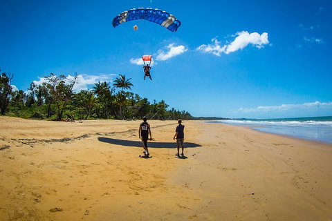 Beach Skydive From Up To 15000ft Over Mission Beach - Attractions 0