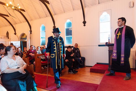 Aboriginal Live Theatre Show And Dinner - See Attractions 7