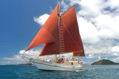 2-Day Whitsundays Sailing Adventure: Alexander Stewart - Attractions 1
