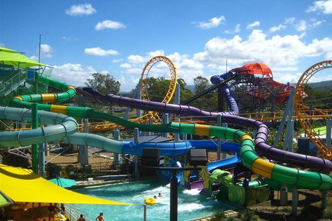Gold Coast Theme Parks - Attractions 1