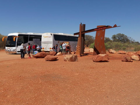 Uluru (Ayers Rock) To Alice Springs One-Way Shuttle - Attractions 2