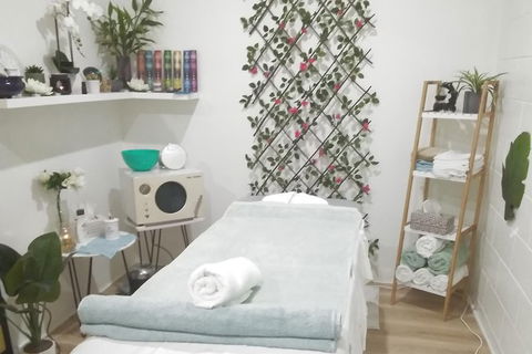 1 Hr Full Body Massage - Attractions 0