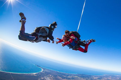 Byron Bay Tandem Sky Dive - Attractions 0