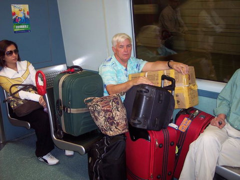 Airport Shuttle Transfer From Sydney City To Sydney Airport - See Attractions 3